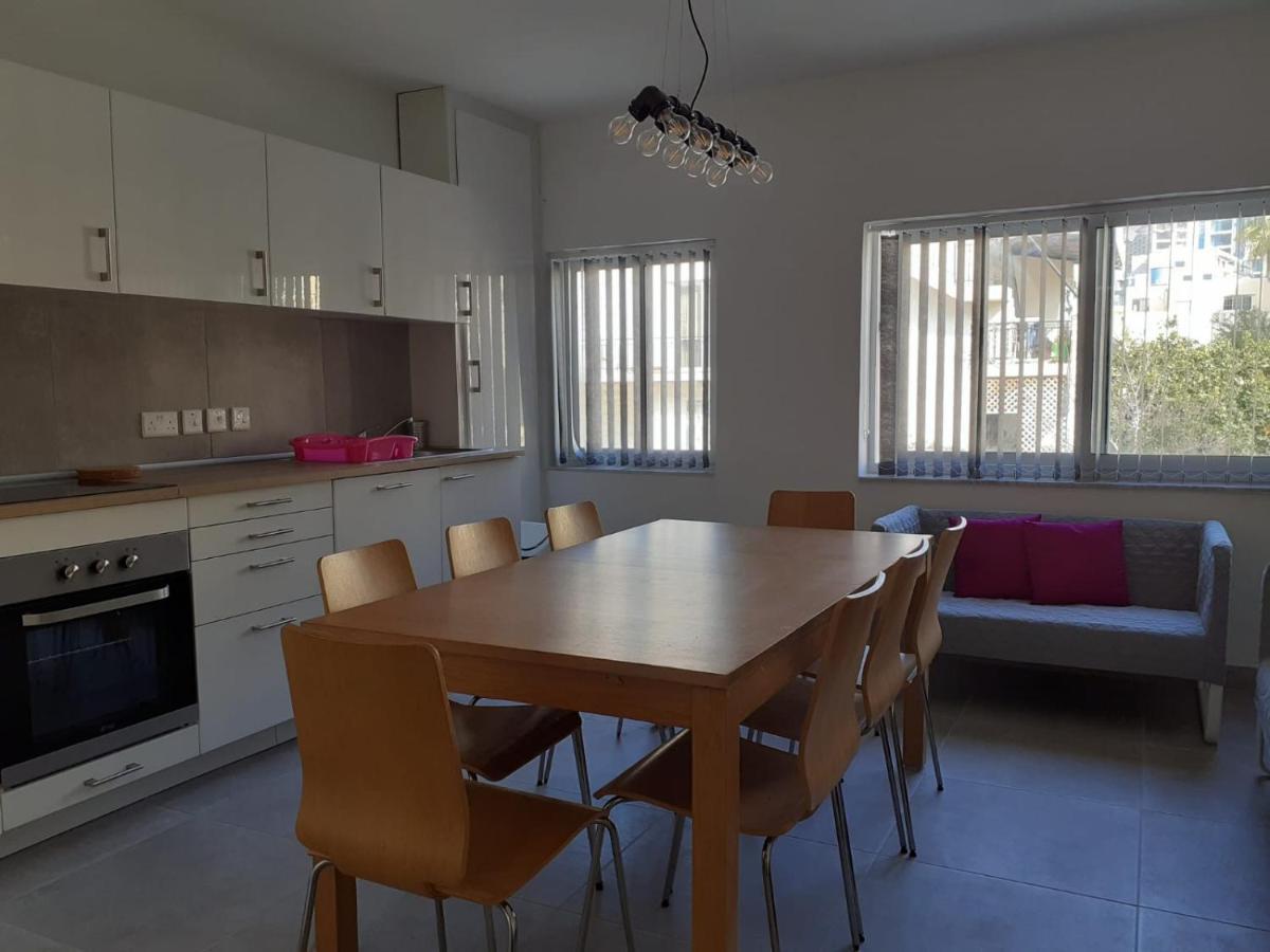 Casa Leon Malta Hotel Saint Julian's Екстериор снимка
