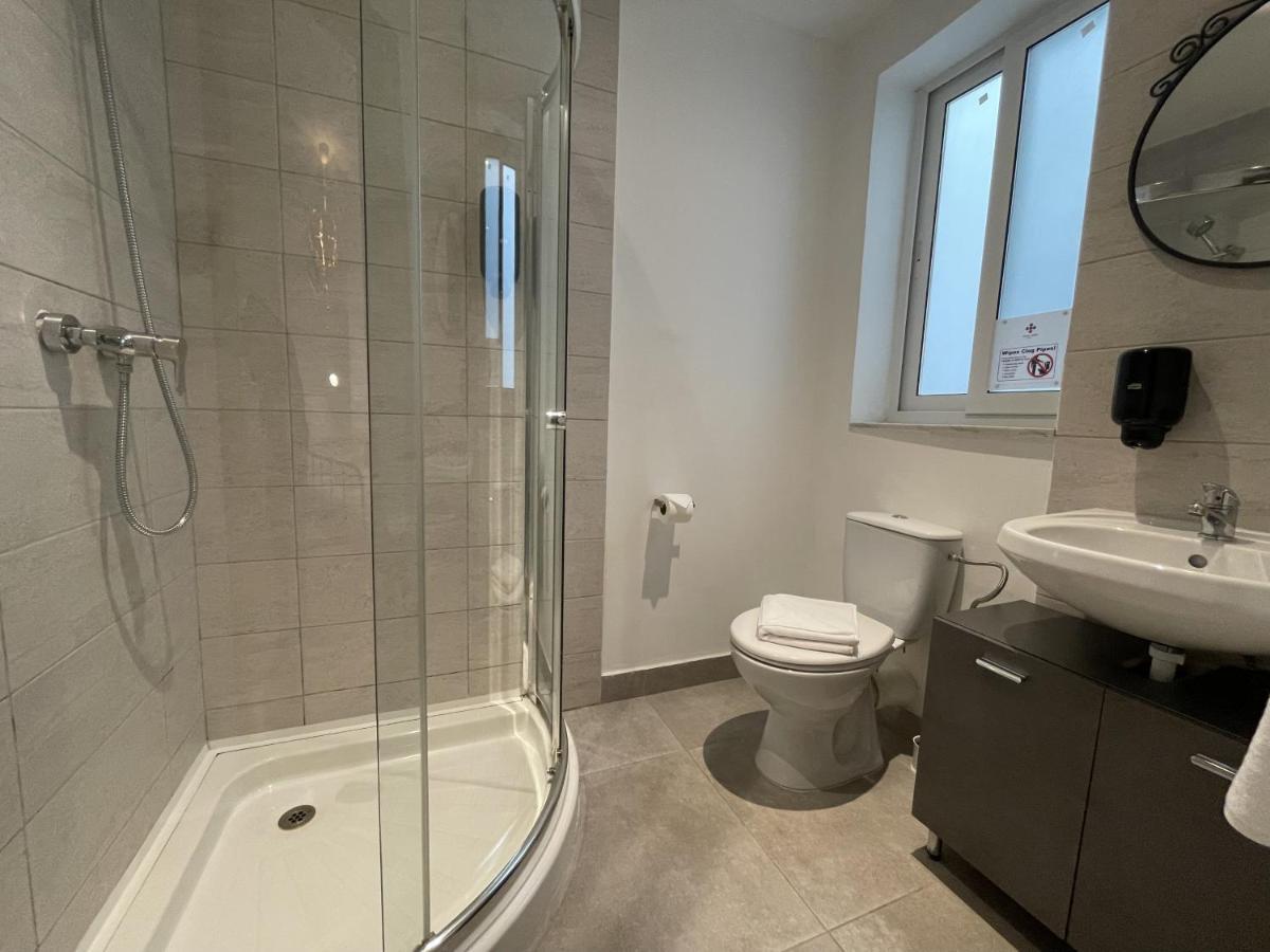 Casa Leon Malta Hotel Saint Julian's Екстериор снимка