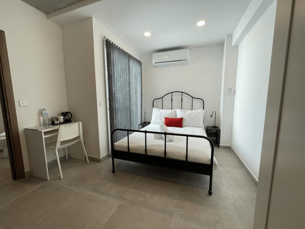 Casa Leon Malta Hotel Saint Julian's Екстериор снимка