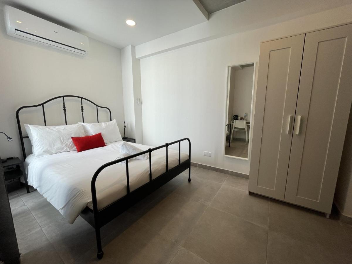 Casa Leon Malta Hotel Saint Julian's Екстериор снимка