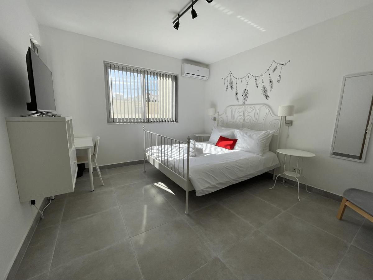 Casa Leon Malta Hotel Saint Julian's Екстериор снимка