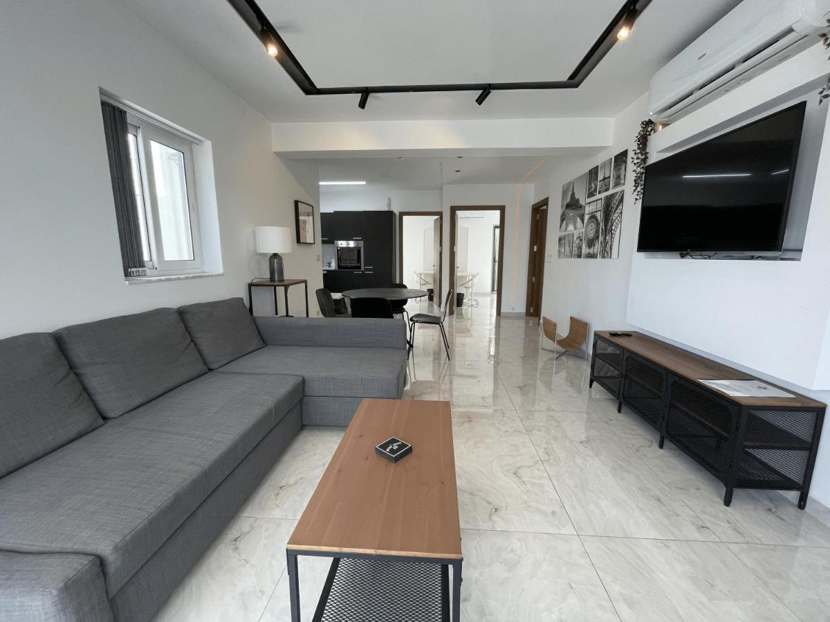 Casa Leon Malta Hotel Saint Julian's Екстериор снимка