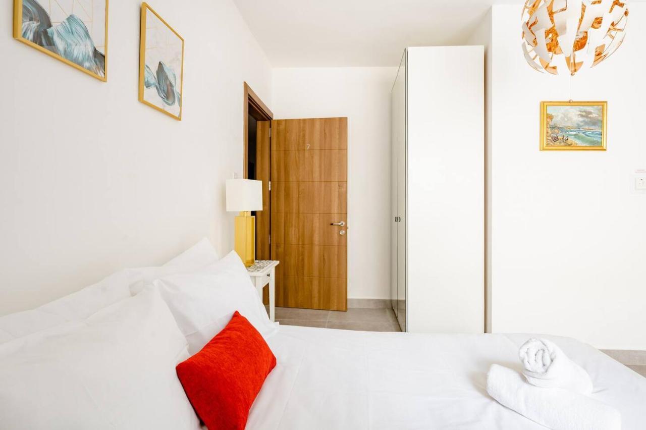 Casa Leon Malta Hotel Saint Julian's Екстериор снимка